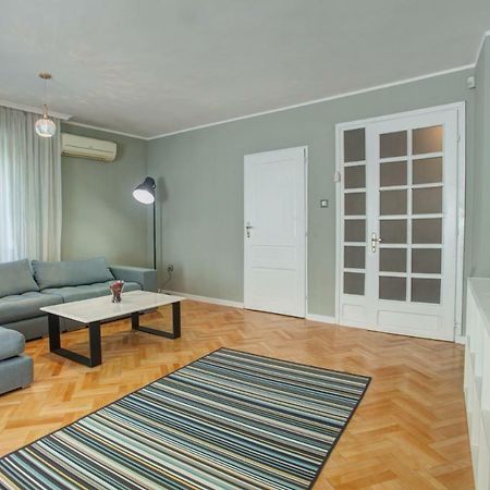 Spacious Flat Close To The American Embassy صوفيا المظهر الخارجي الصورة