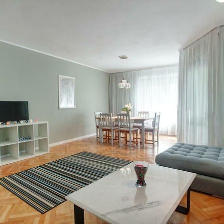 Spacious Flat Close To The American Embassy صوفيا المظهر الخارجي الصورة