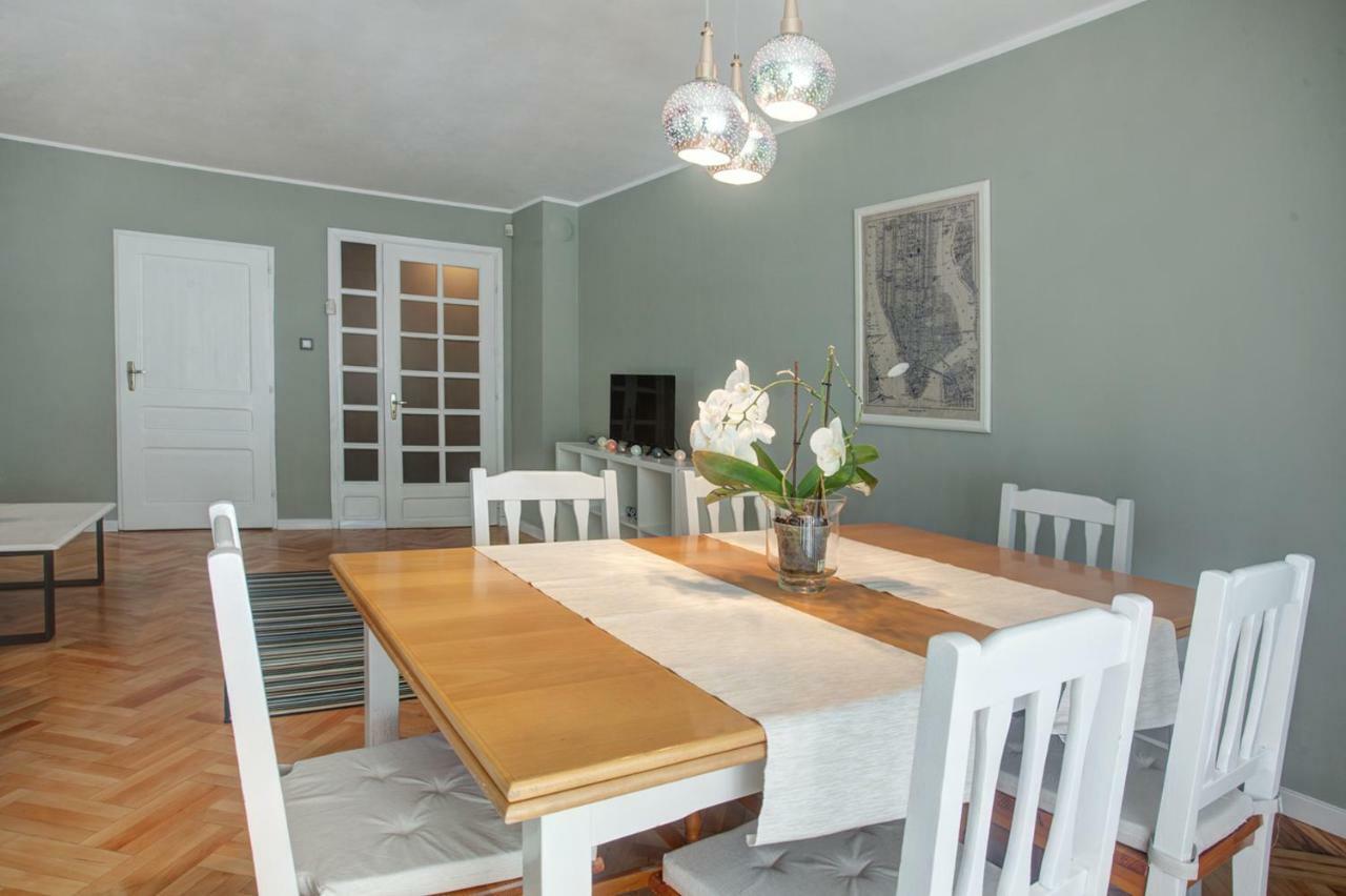 Spacious Flat Close To The American Embassy صوفيا المظهر الخارجي الصورة