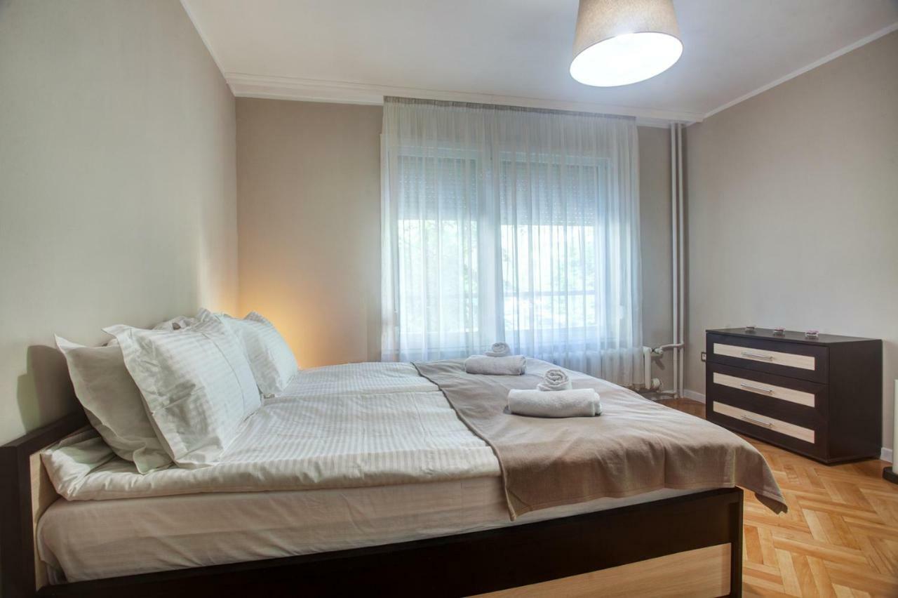 Spacious Flat Close To The American Embassy صوفيا المظهر الخارجي الصورة