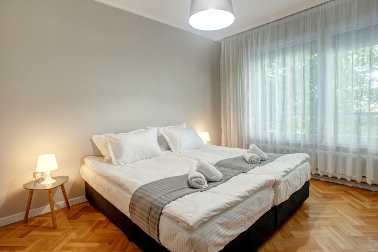 Spacious Flat Close To The American Embassy صوفيا المظهر الخارجي الصورة