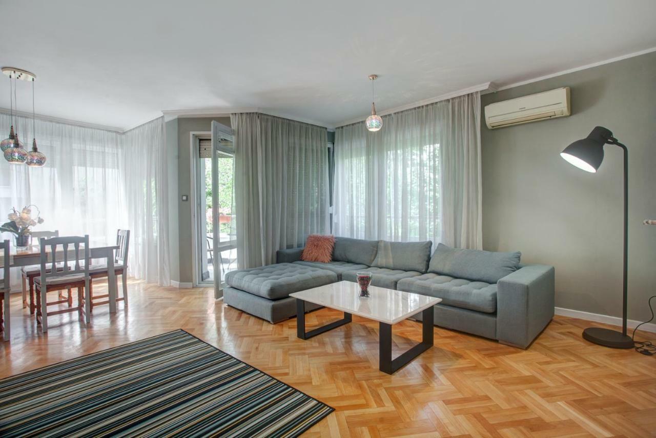 Spacious Flat Close To The American Embassy صوفيا المظهر الخارجي الصورة